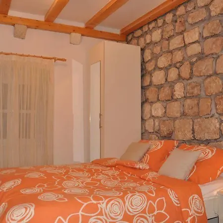 Lucic * Dubrovník